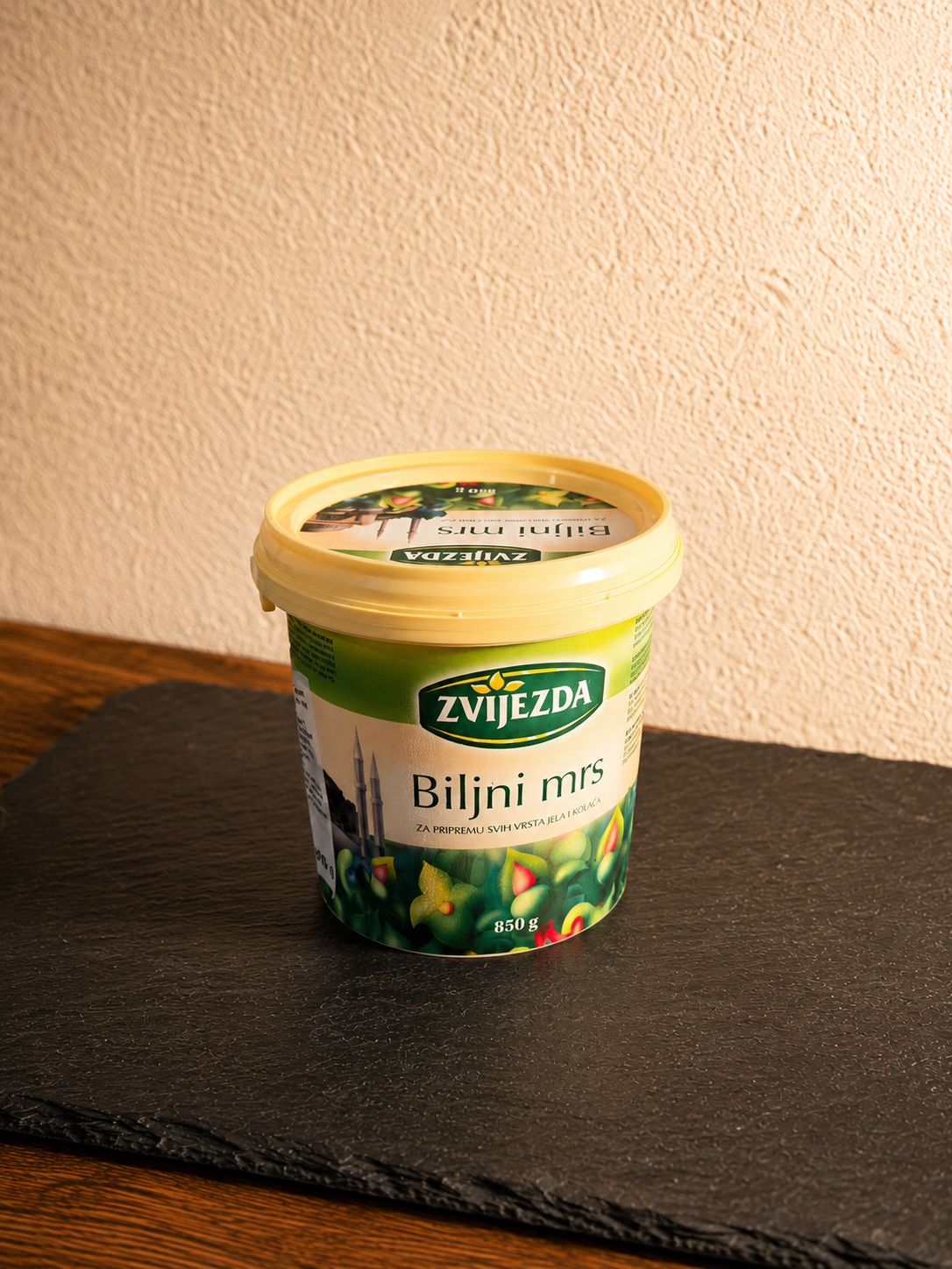 Becher Zvijezda pflanzliches Speisefett